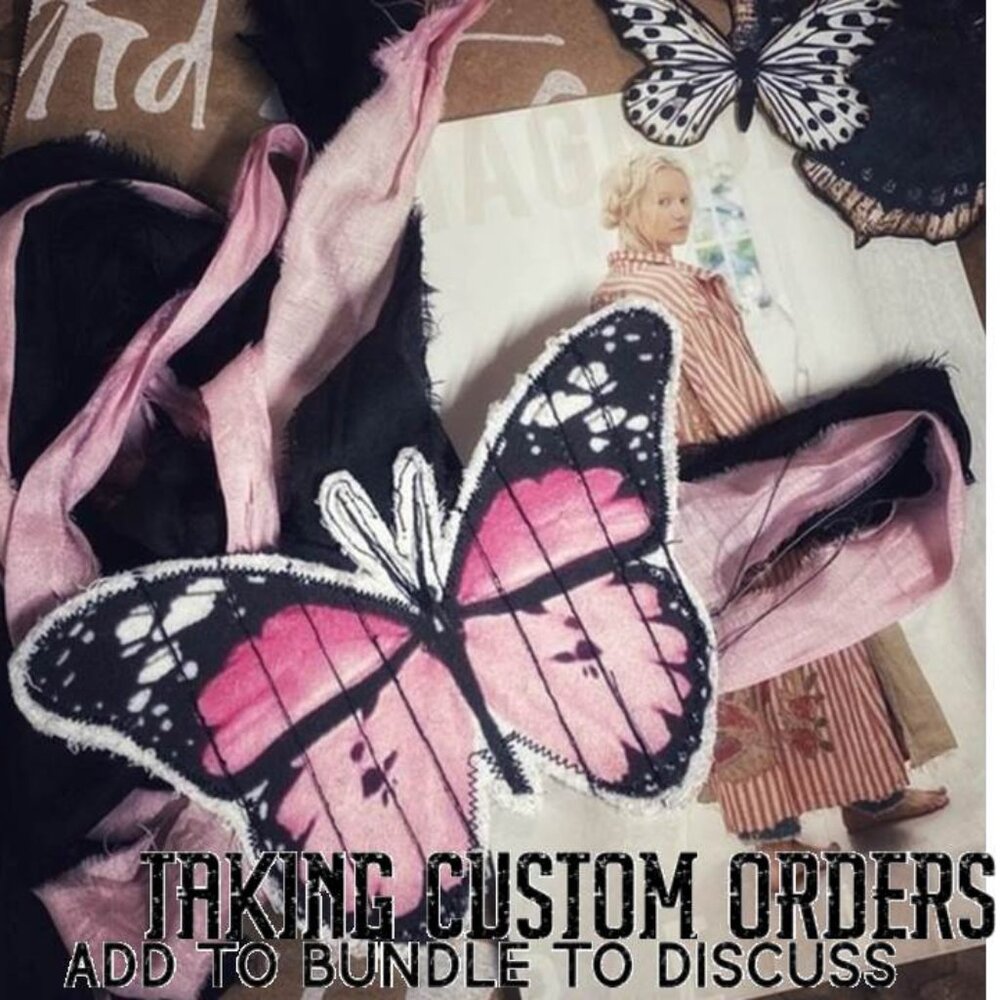 Butterfly Jabot